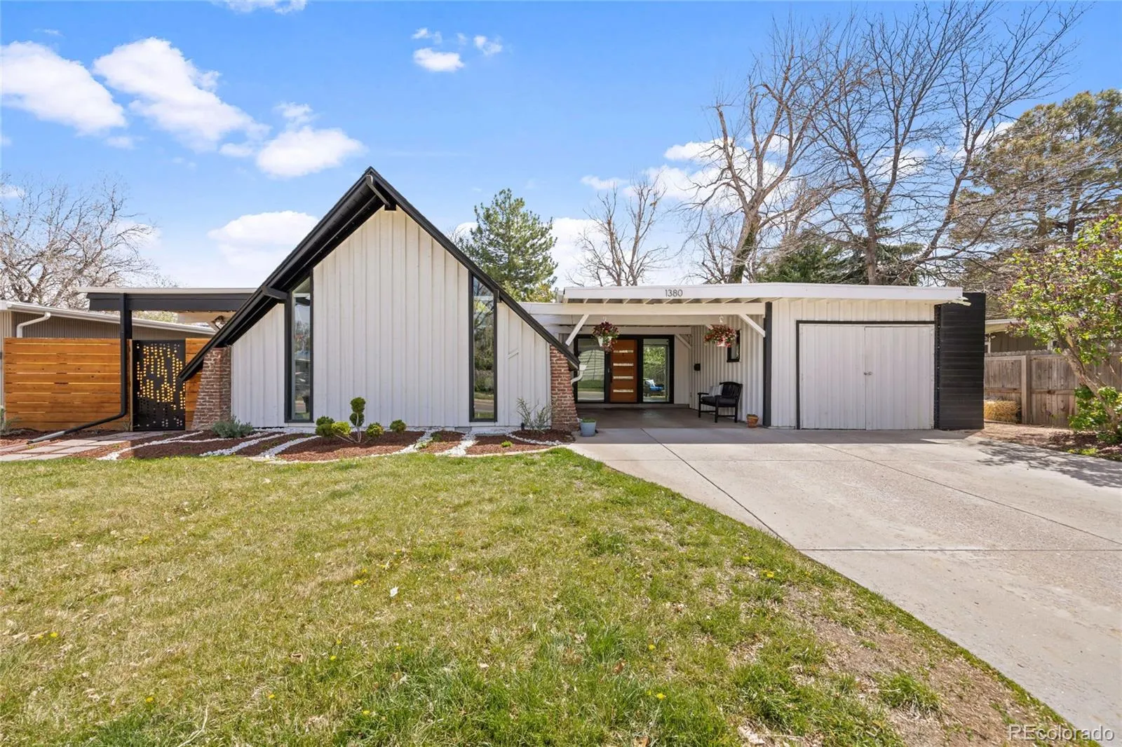 1380 S Dahlia Street Denver CO 80222 MLS #REC9641986 05202026195731 1600 34