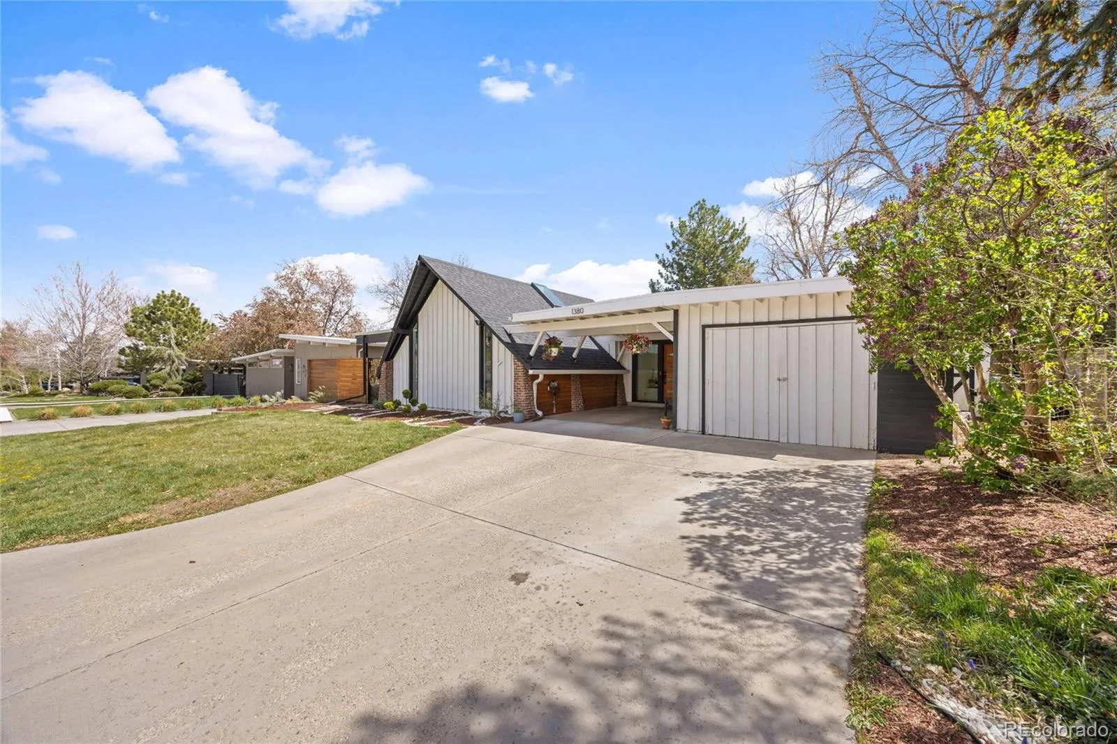 1380 S Dahlia Street Denver CO 80222 MLS #REC9641986 05202026195731 1600 35