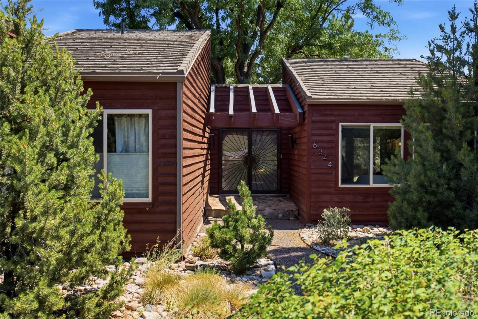 6344 Willow Broom Trail Littleton CO 80125 | MLS #REC9643757 08142026152625 1600 1