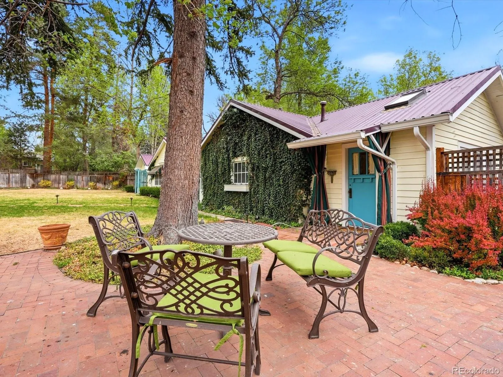 04142026212533 1600 10