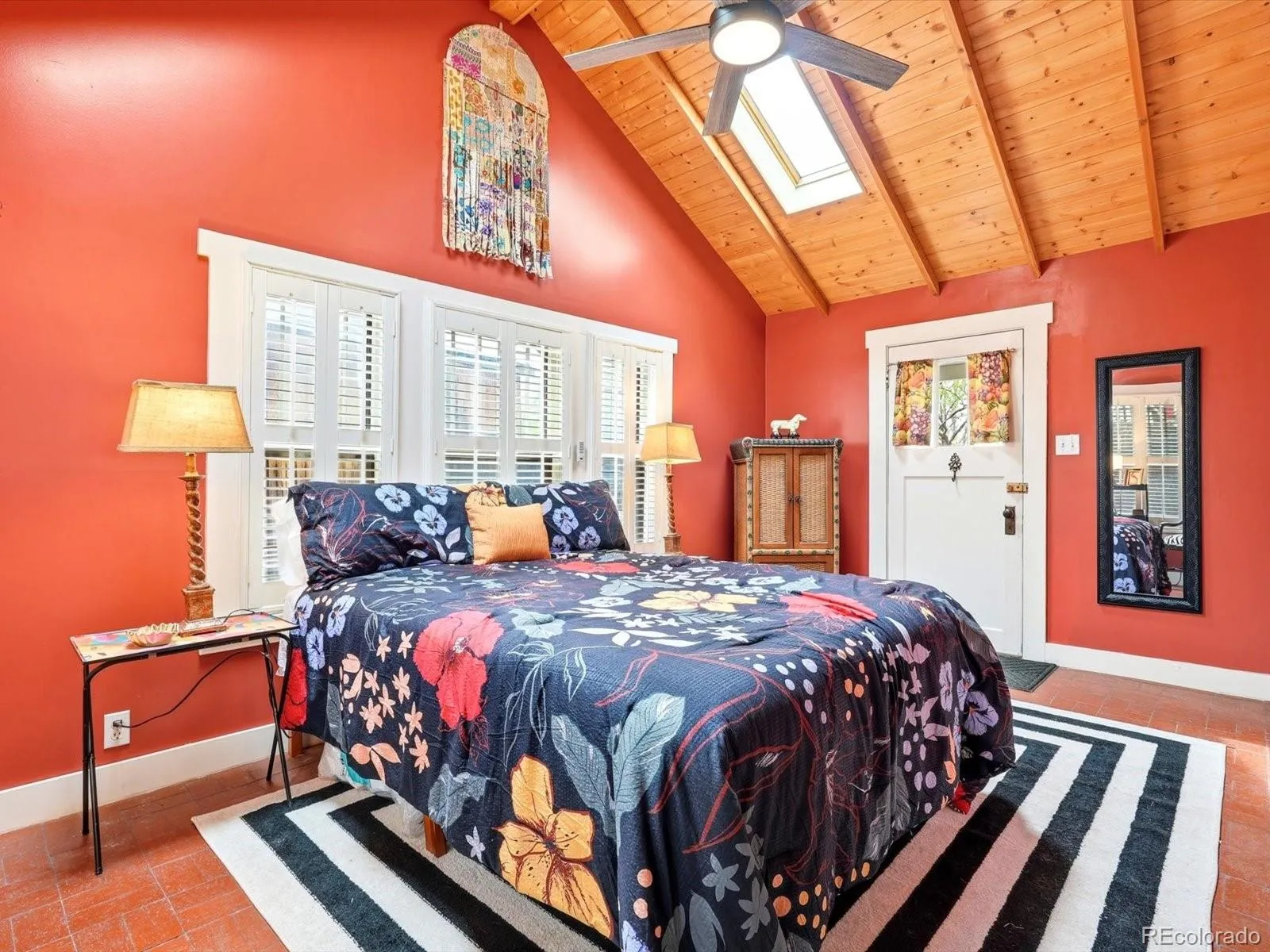 04142026212533 1600 25