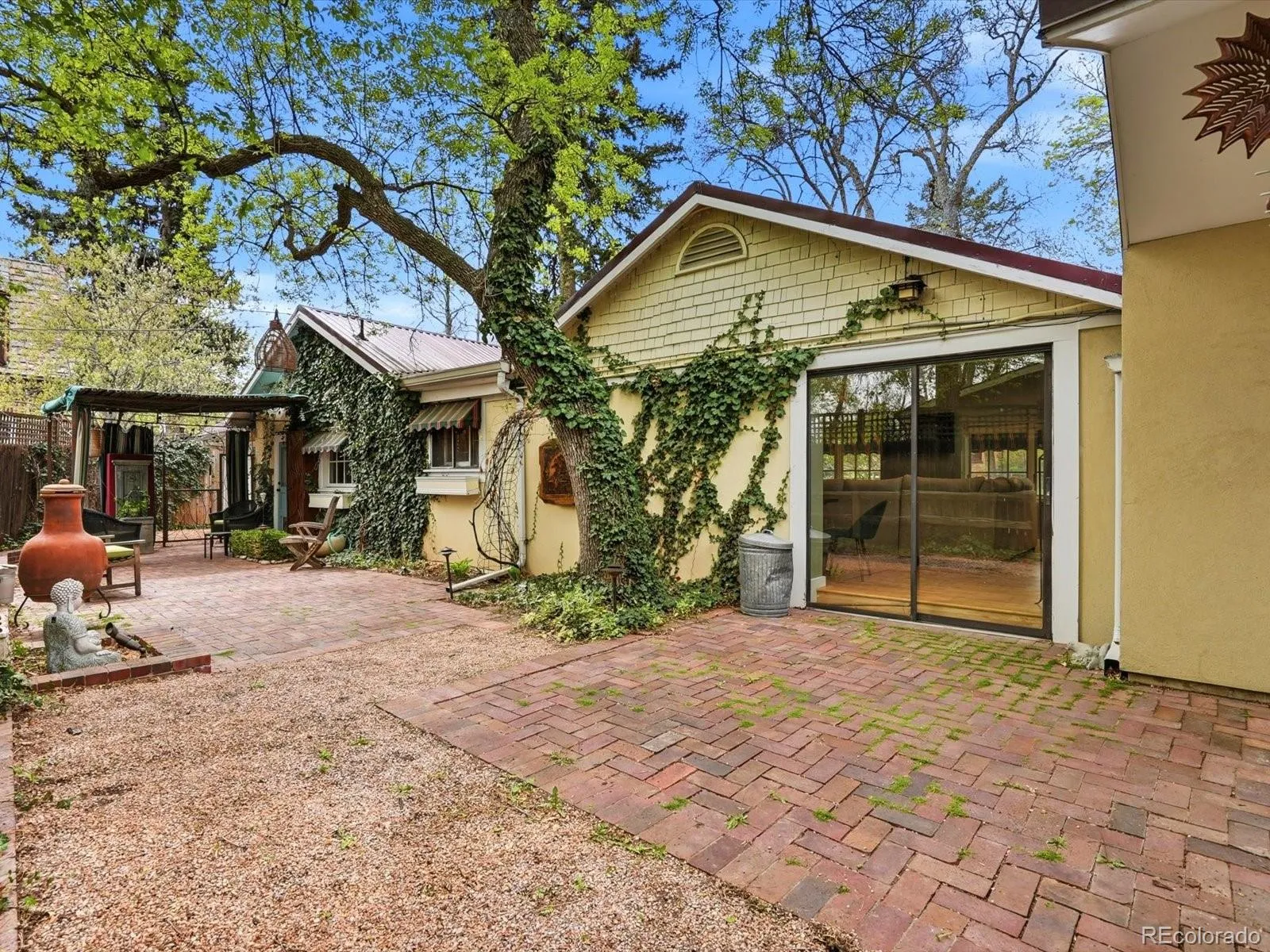 04142026212533 1600 40