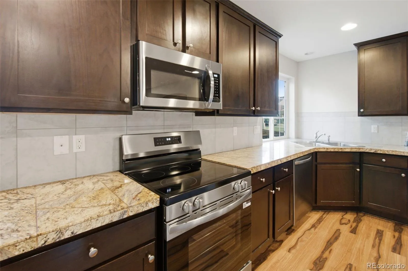 1904 Coach House Loop Castle Rock CO 80109 | MLS #REC9644485 07252026024959 1600 4