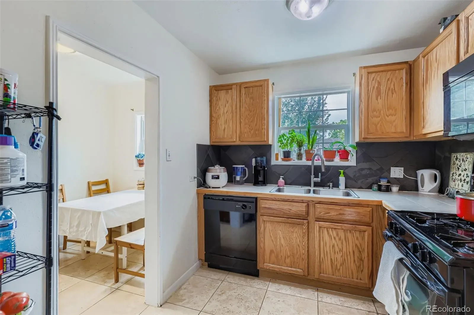 452 N Perry Street Denver CO 80204 MLS #REC9644935 04012026010553 1600 12