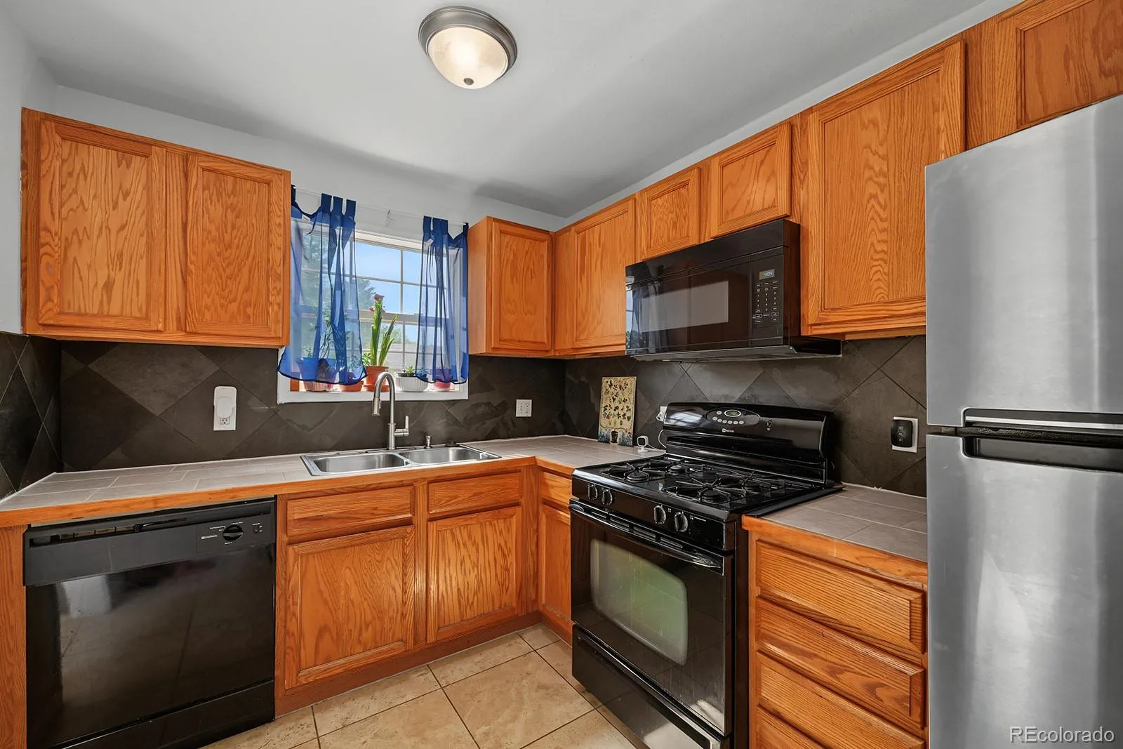 452 N Perry Street Denver CO 80204 | MLS #REC9644935 07072026023218 1600 10