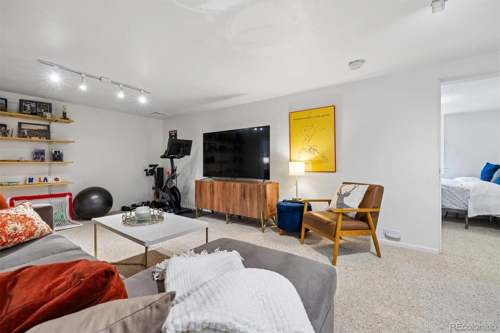 730 Ivanhoe Street Denver CO 80220 MLS #REC9644961 04302026022512 1600 26