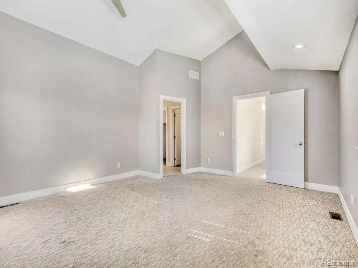 3433 N Gaylord Street Denver CO 80205 MLS #REC9645309 05052026235450 1200 18