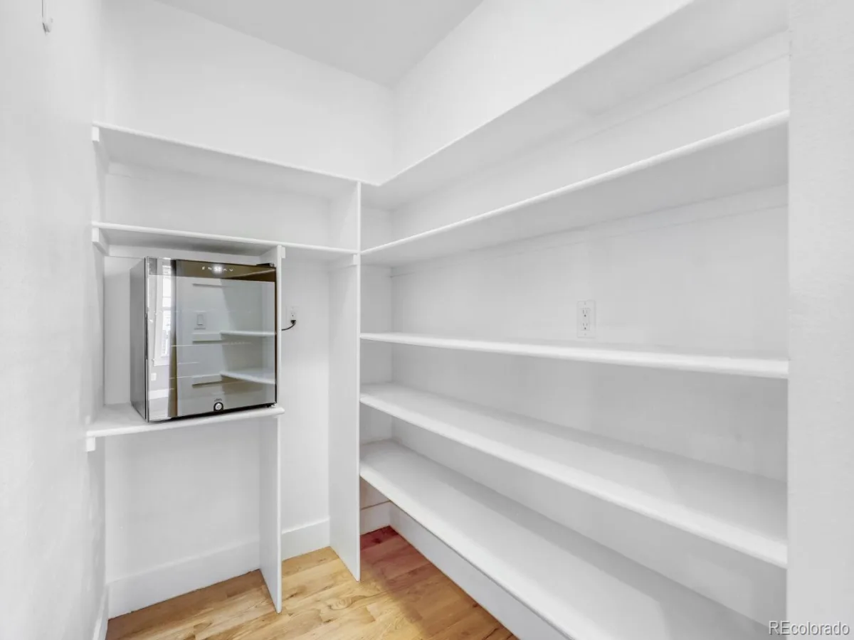 3433 N Gaylord Street Denver CO 80205 | MLS #REC9645309 08142026221305 1200 11
