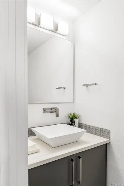 04172026145354 800 11