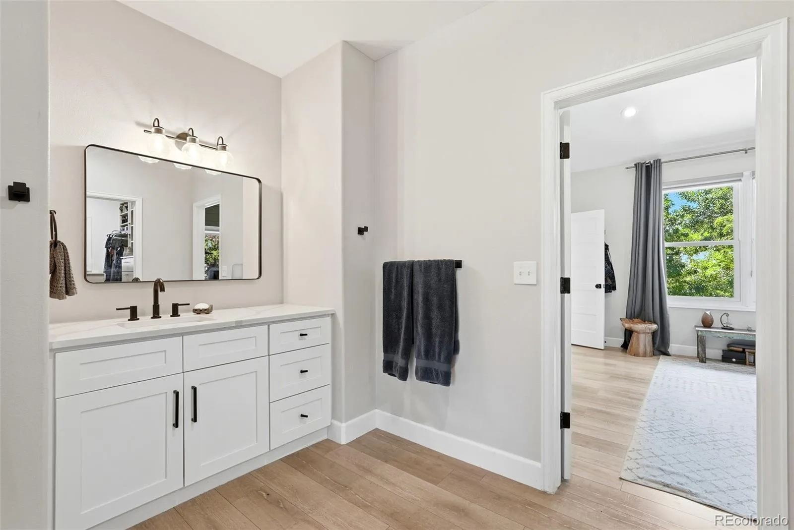 434 E Lake Place Littleton CO 80121 | MLS #REC9646686 08182026034219 1600 18