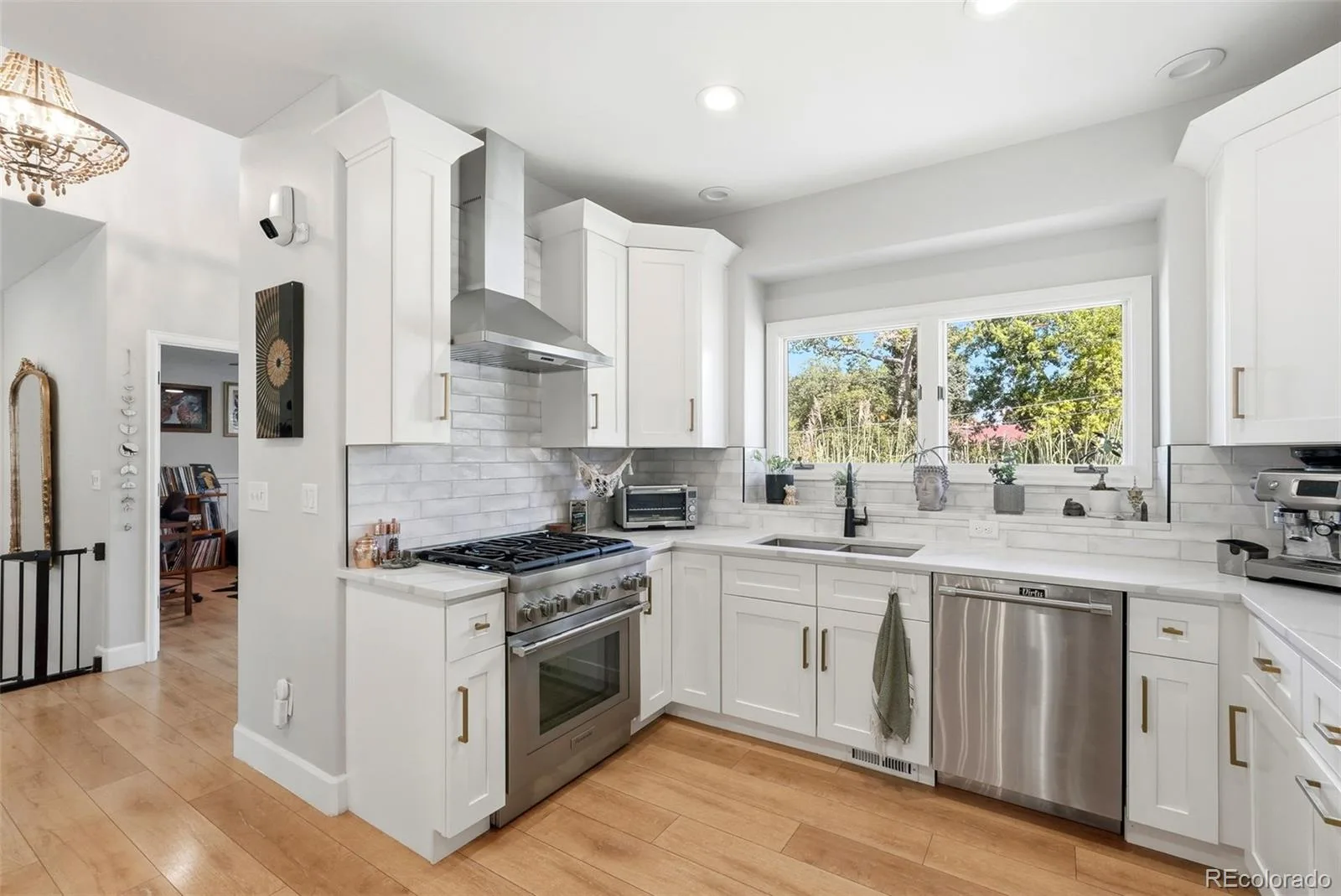 434 E Lake Place Littleton CO 80121 | MLS #REC9646686 08182026034219 1600 2