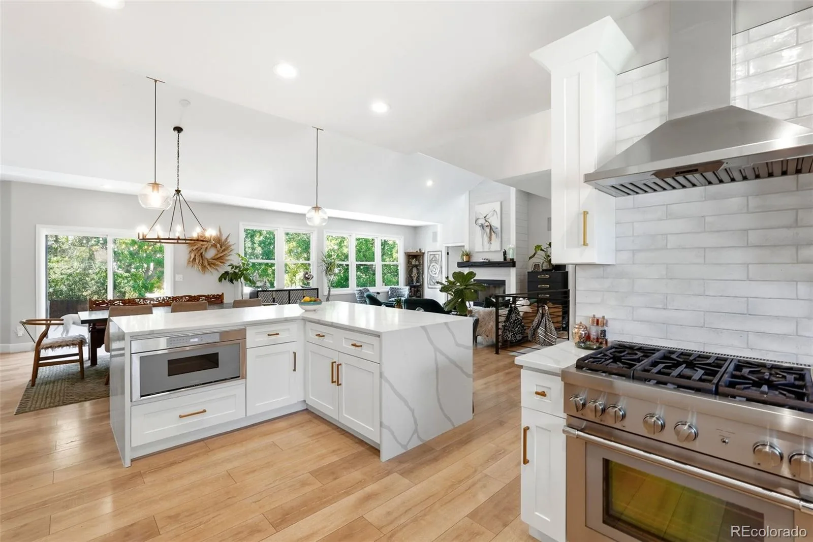 434 E Lake Place Littleton CO 80121 | MLS #REC9646686 08182026034219 1600 6