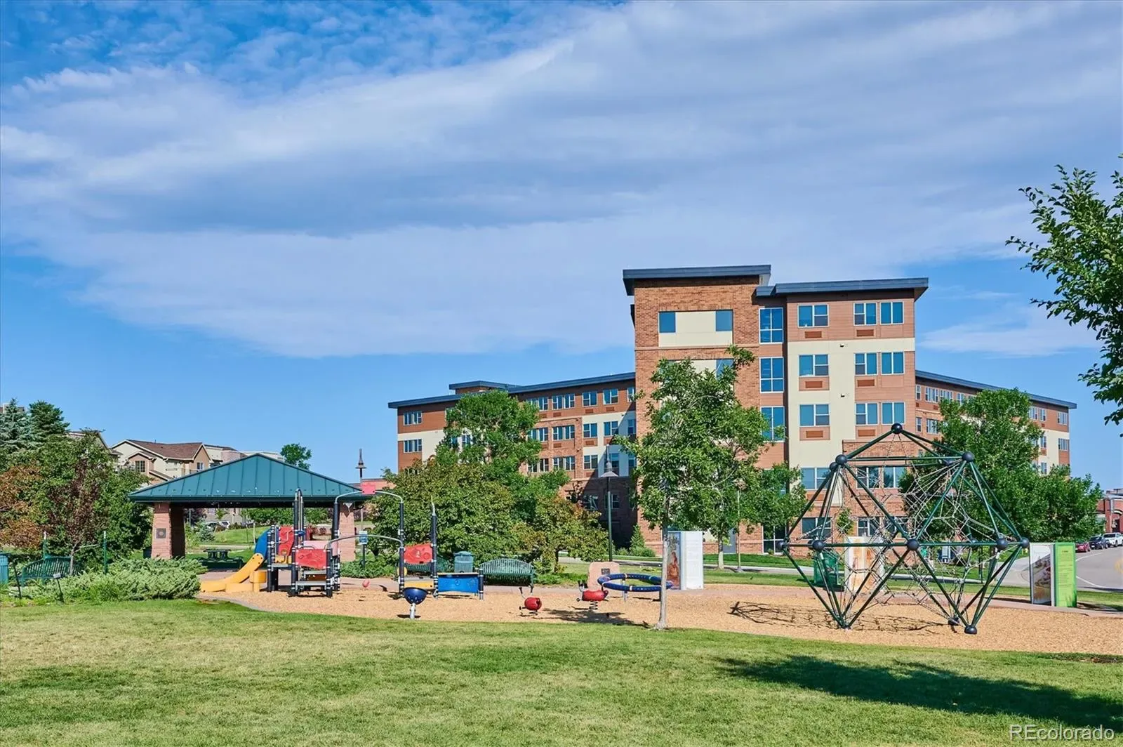 1144 Rockhurst Drive #107 Highlands Ranch CO 80129 | MLS #REC9647923 03202026124009 1600 24