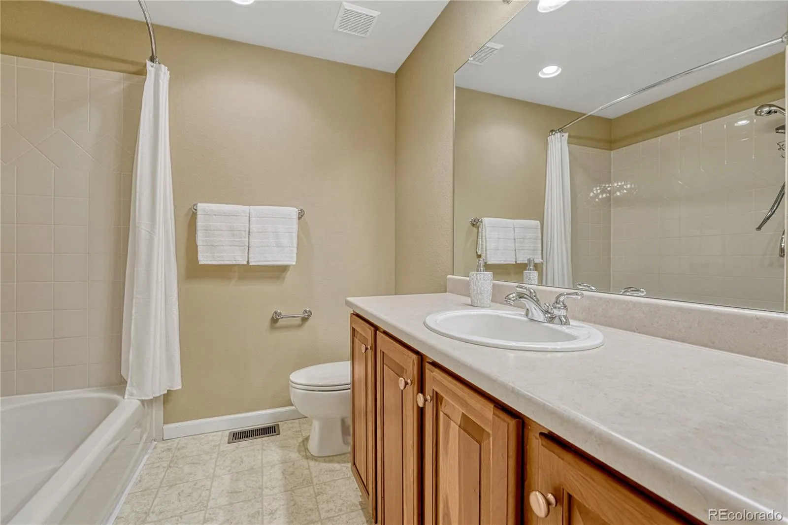 04162026173724 1600 28