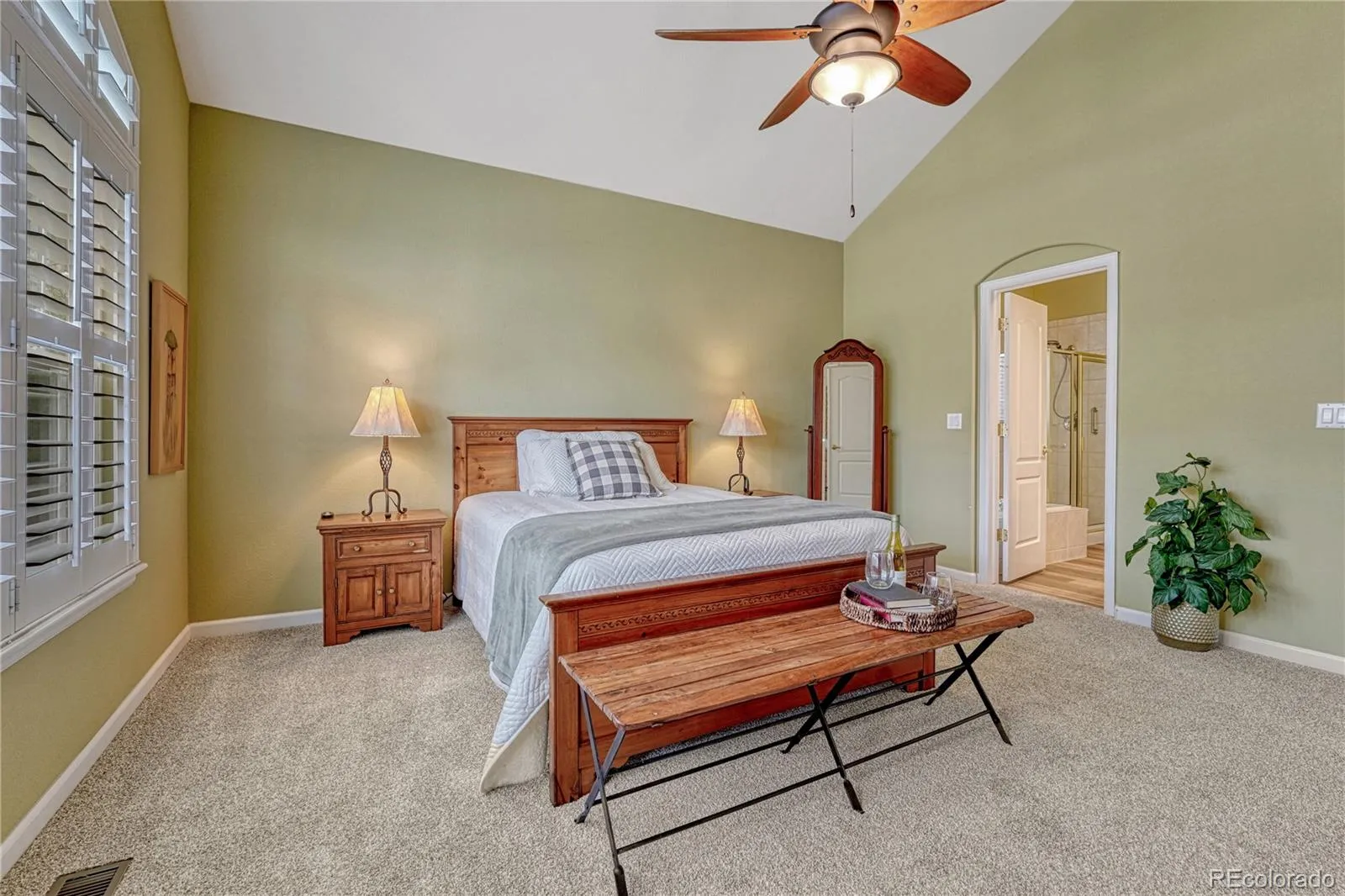 04162026173724 1600 6