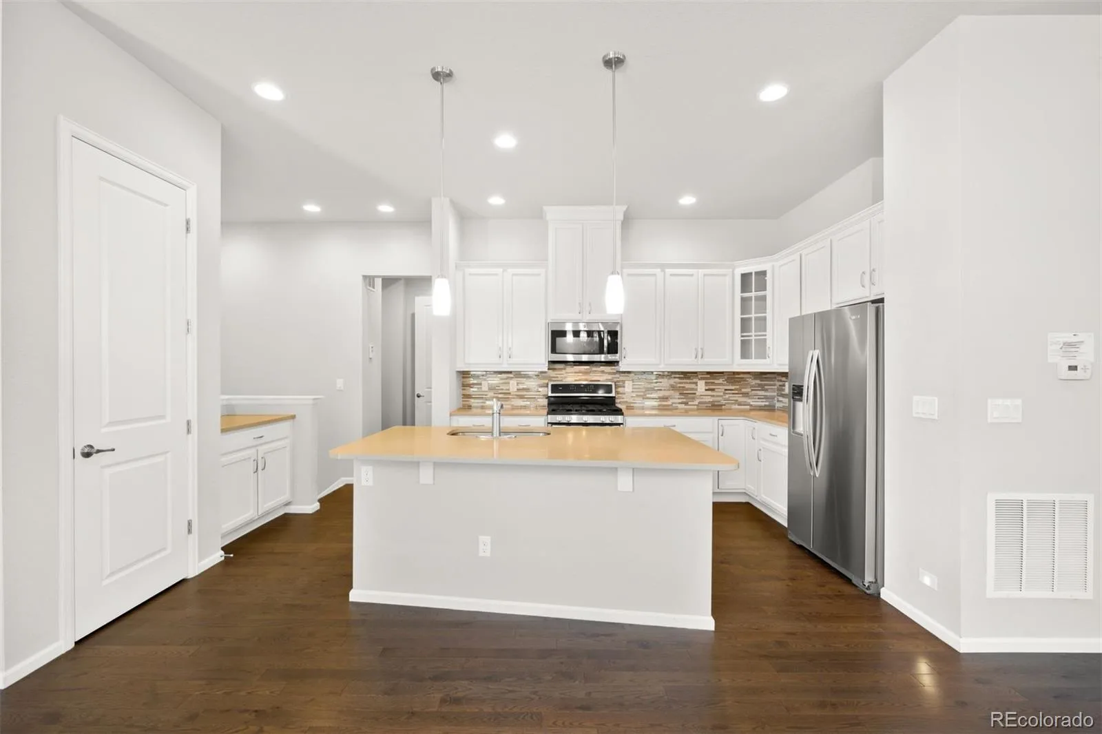 3566 New Haven Circle Castle Rock CO 80109 | MLS #REC9650194 08282026231546 1600 3