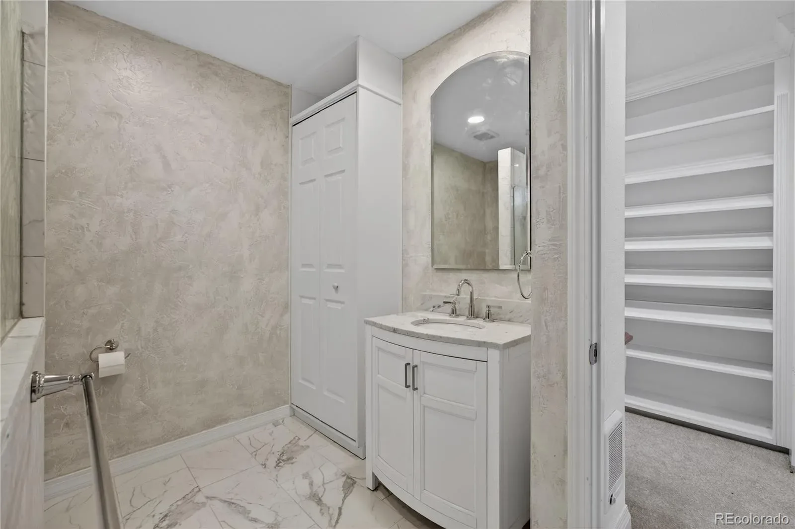 7272 W Quincy Avenue Littleton CO 80123 | MLS #REC9650720 03272026203521 1600 37