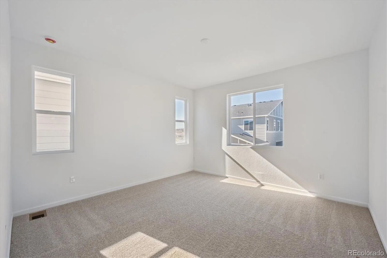2876 Taryn Street Erie CO 80026 | MLS #REC9651282 06302026030152 1600 14