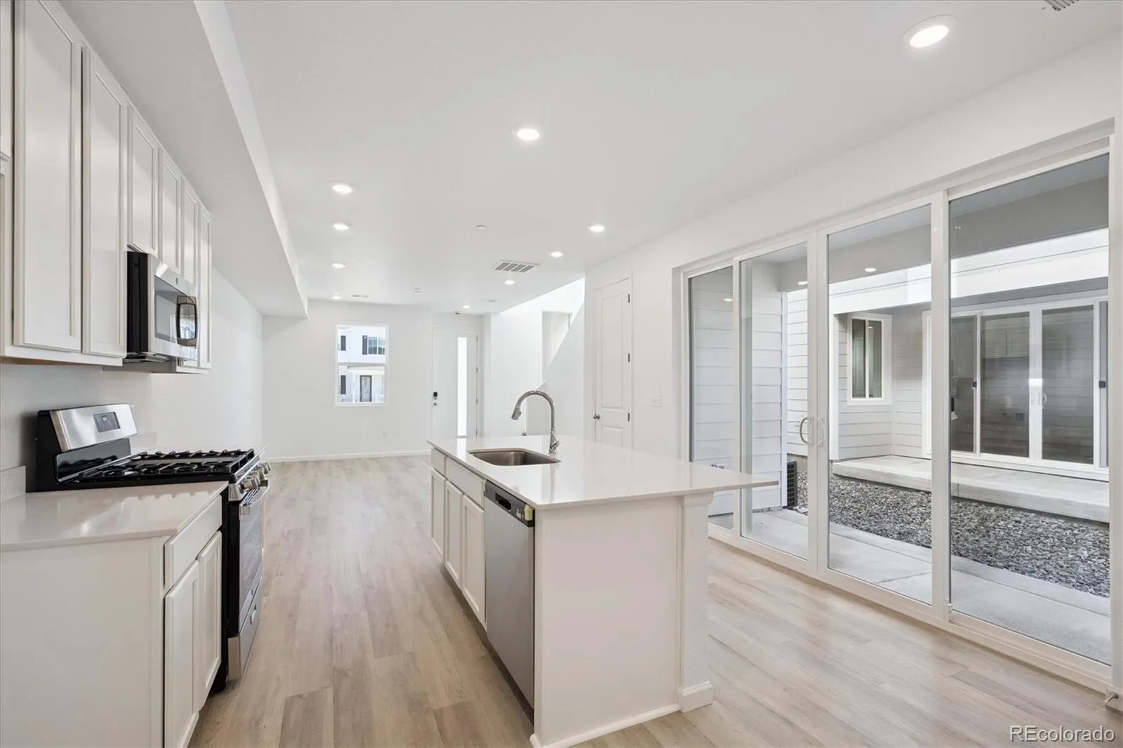 2876 Taryn Street Erie CO 80026 | MLS #REC9651282 06302026030152 1600 7