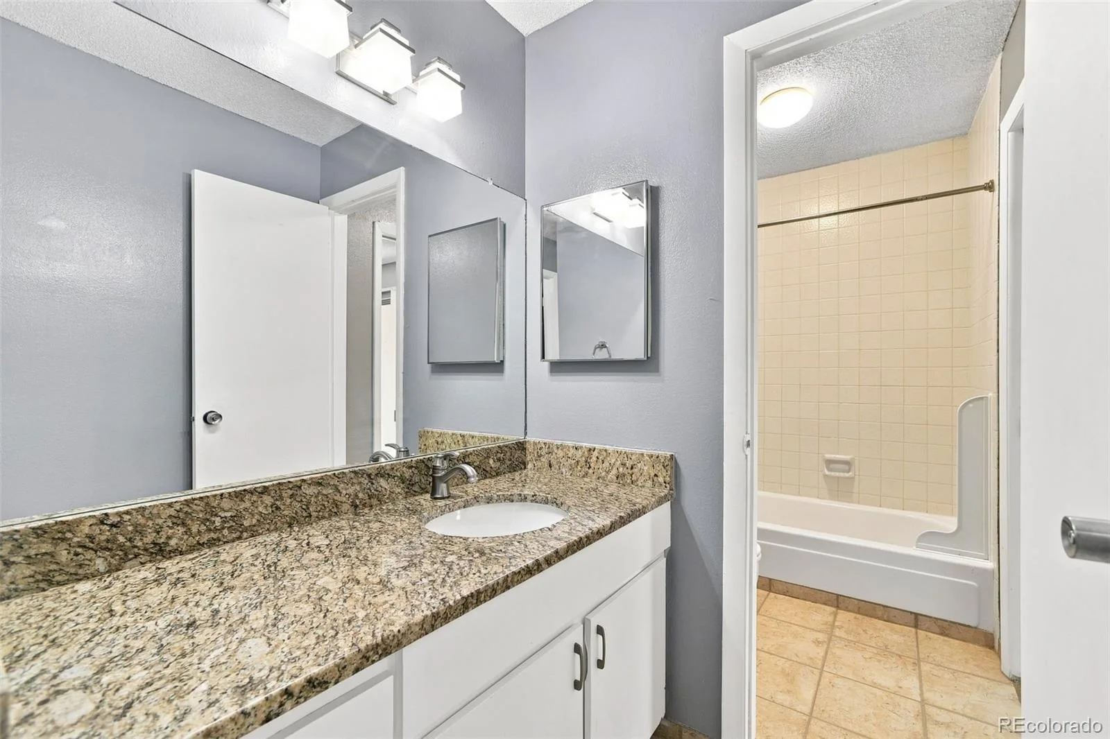 5770 E Warren Avenue #316 #C Denver CO 80222 | MLS #REC9652941 09222026174529 1600 15