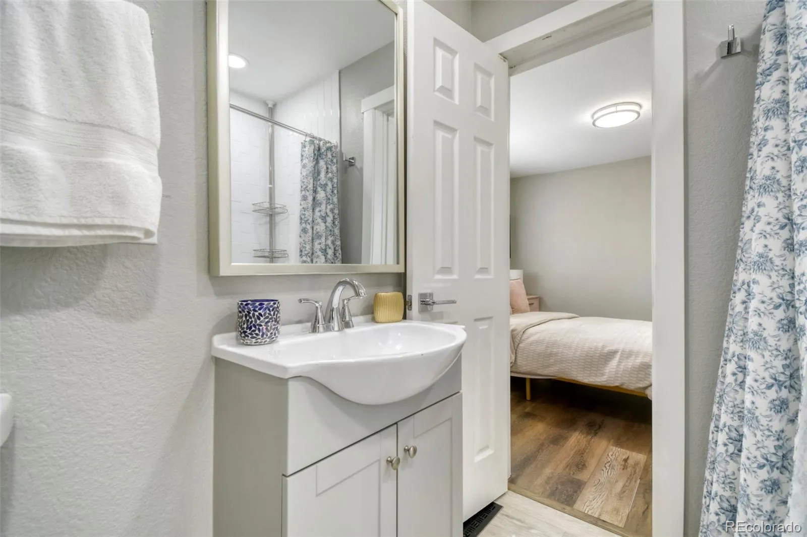 842 Grove Street Denver CO 80204 MLS #REC9654651 05142026225444 1600 13