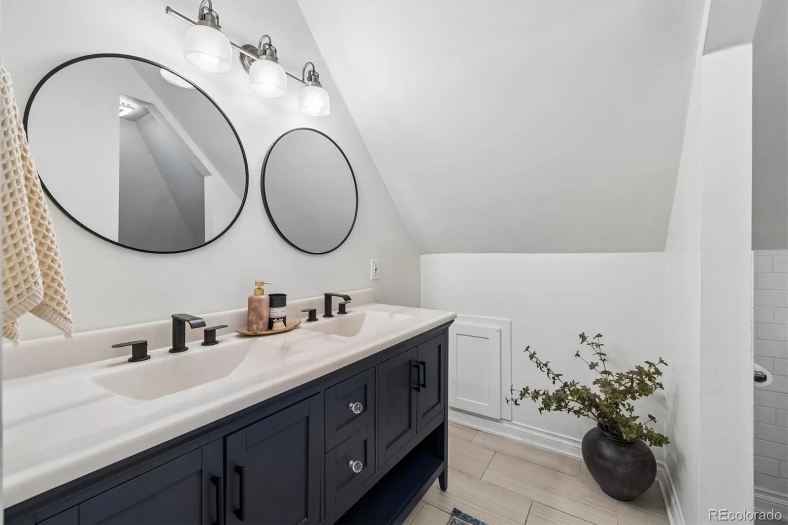 3139 N Franklin Street Denver CO 80205 | MLS #REC9656358 08242026160905 1600 18