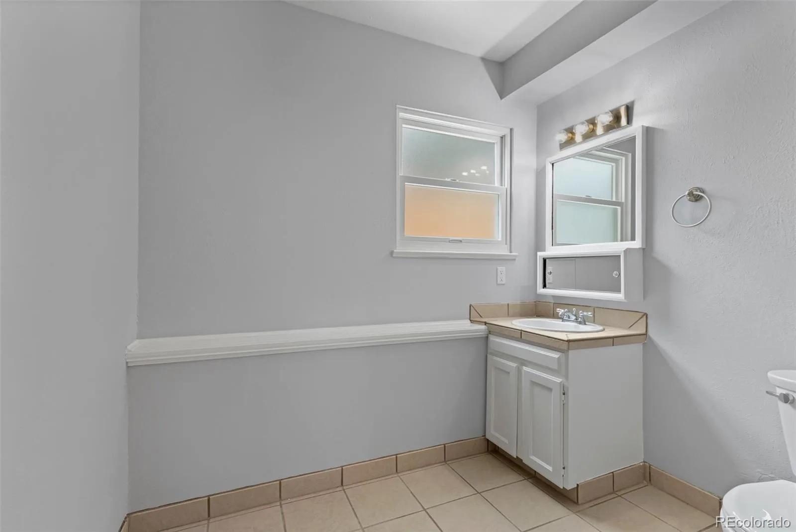8348 W 77th Way Arvada CO 80005 | MLS #REC9660490 07302026170130 1600 14