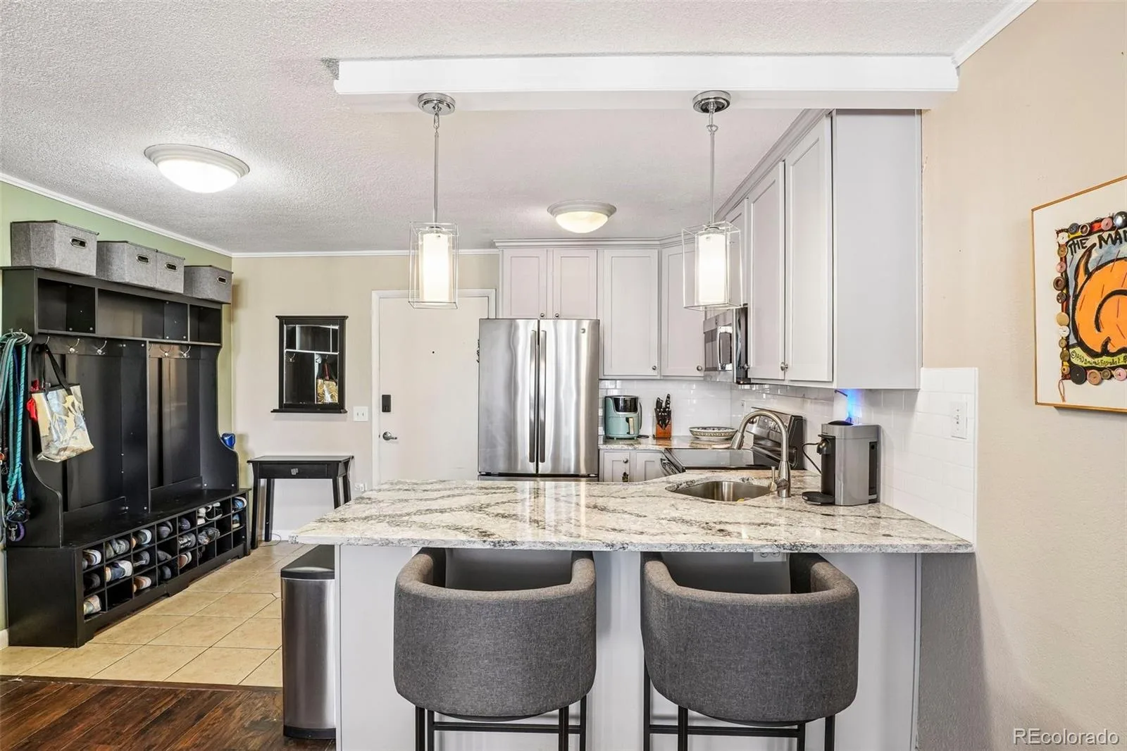 909 N Logan Street #5B Denver CO 80203 | MLS #REC9664691 09042026165732 1600 19