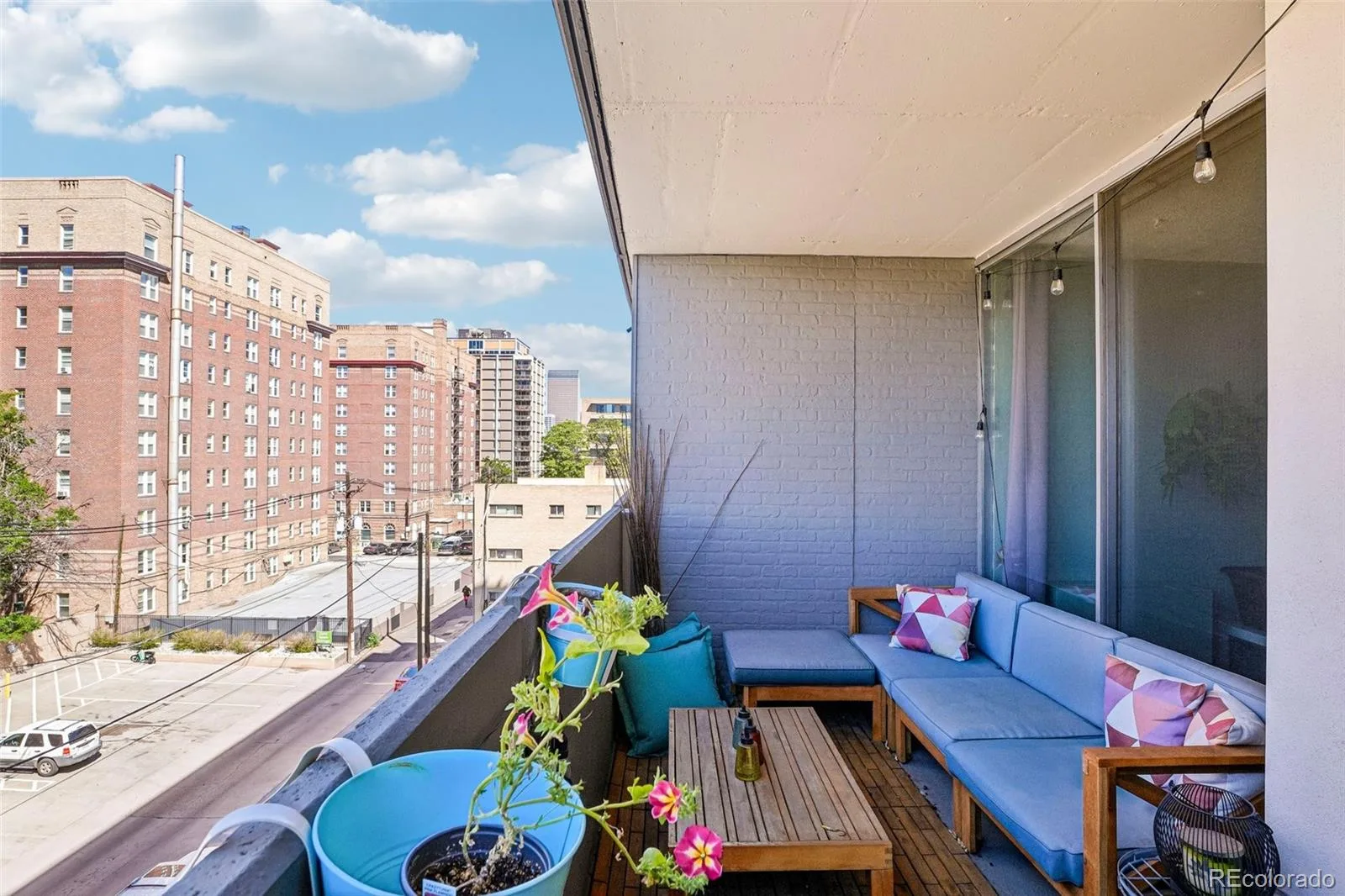 909 N Logan Street #5B Denver CO 80203 | MLS #REC9664691 09042026165732 1600 39