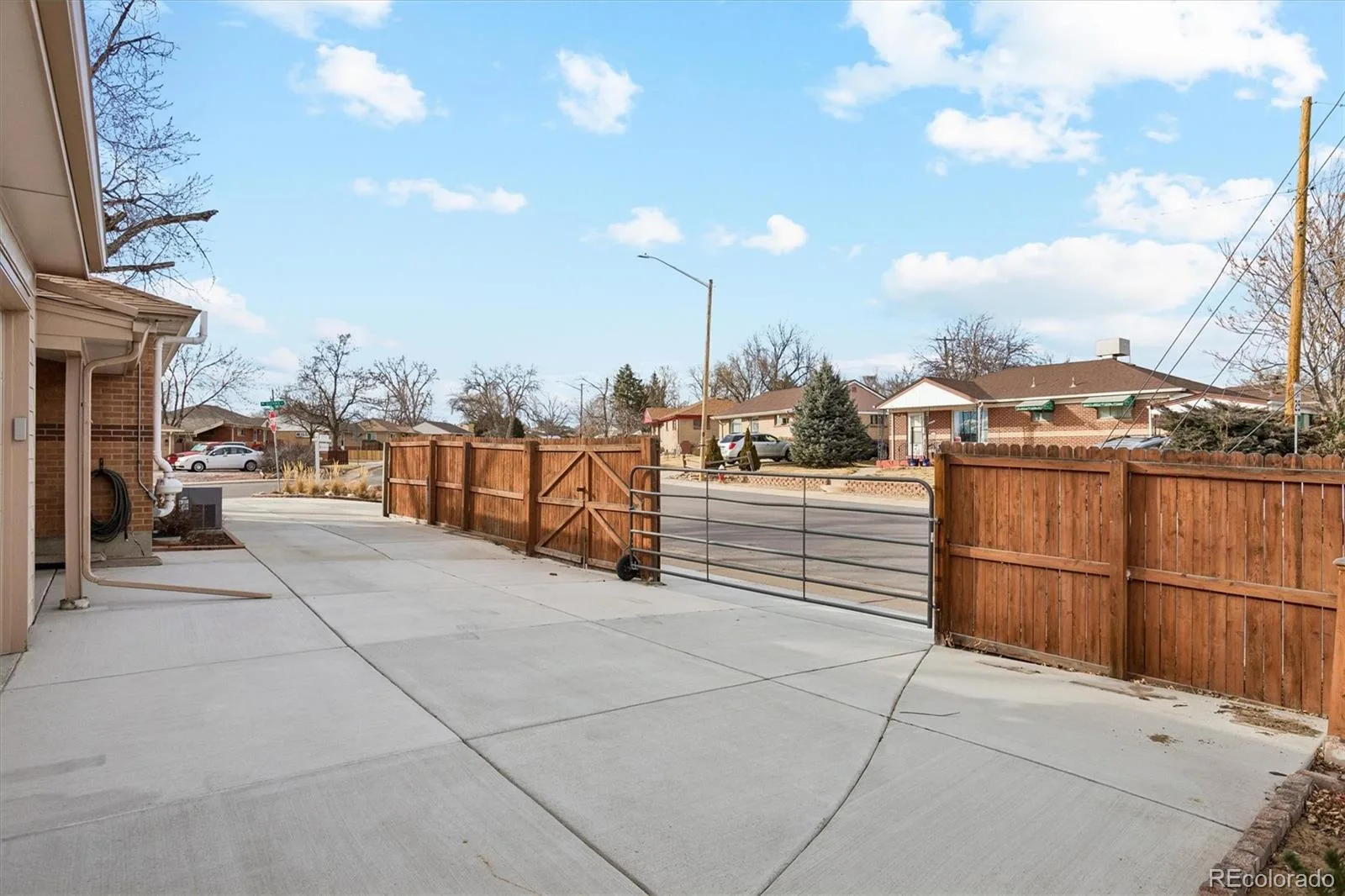 7798 Quivas Street Denver CO 80221 | MLS #REC9665001 08112026224023 1600 37