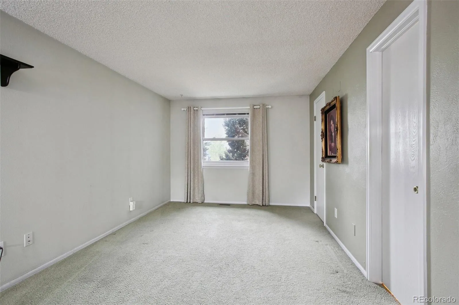 2454 Tulip Street Longmont CO 80501 MLS #REC9668125 04012026190059 1600 8