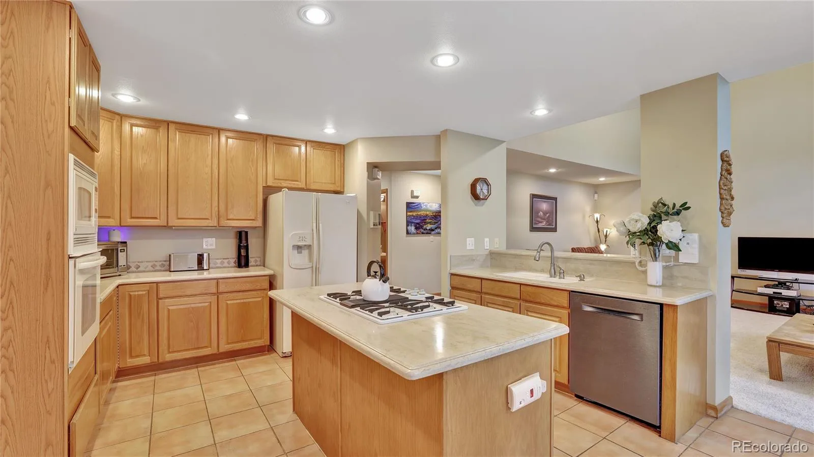 14199 W Amherst Avenue Lakewood CO 80228 | MLS #REC9669043 09242026000219 1600 2