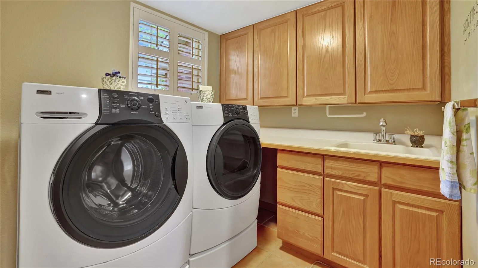 14199 W Amherst Avenue Lakewood CO 80228 | MLS #REC9669043 09242026000219 1600 24