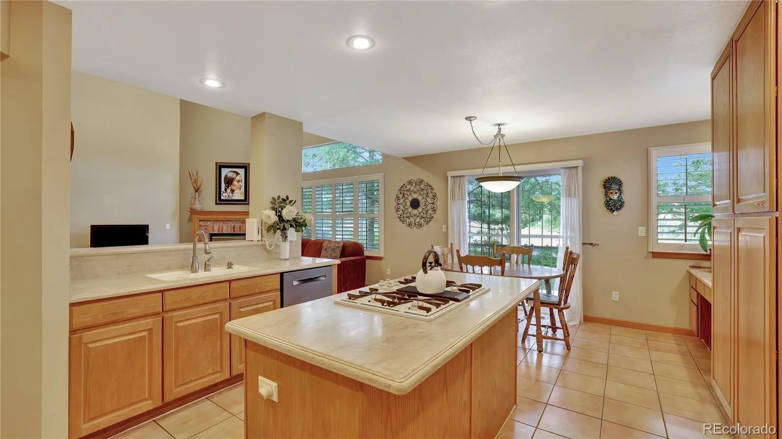 14199 W Amherst Avenue Lakewood CO 80228 | MLS #REC9669043 09242026000219 1600 3