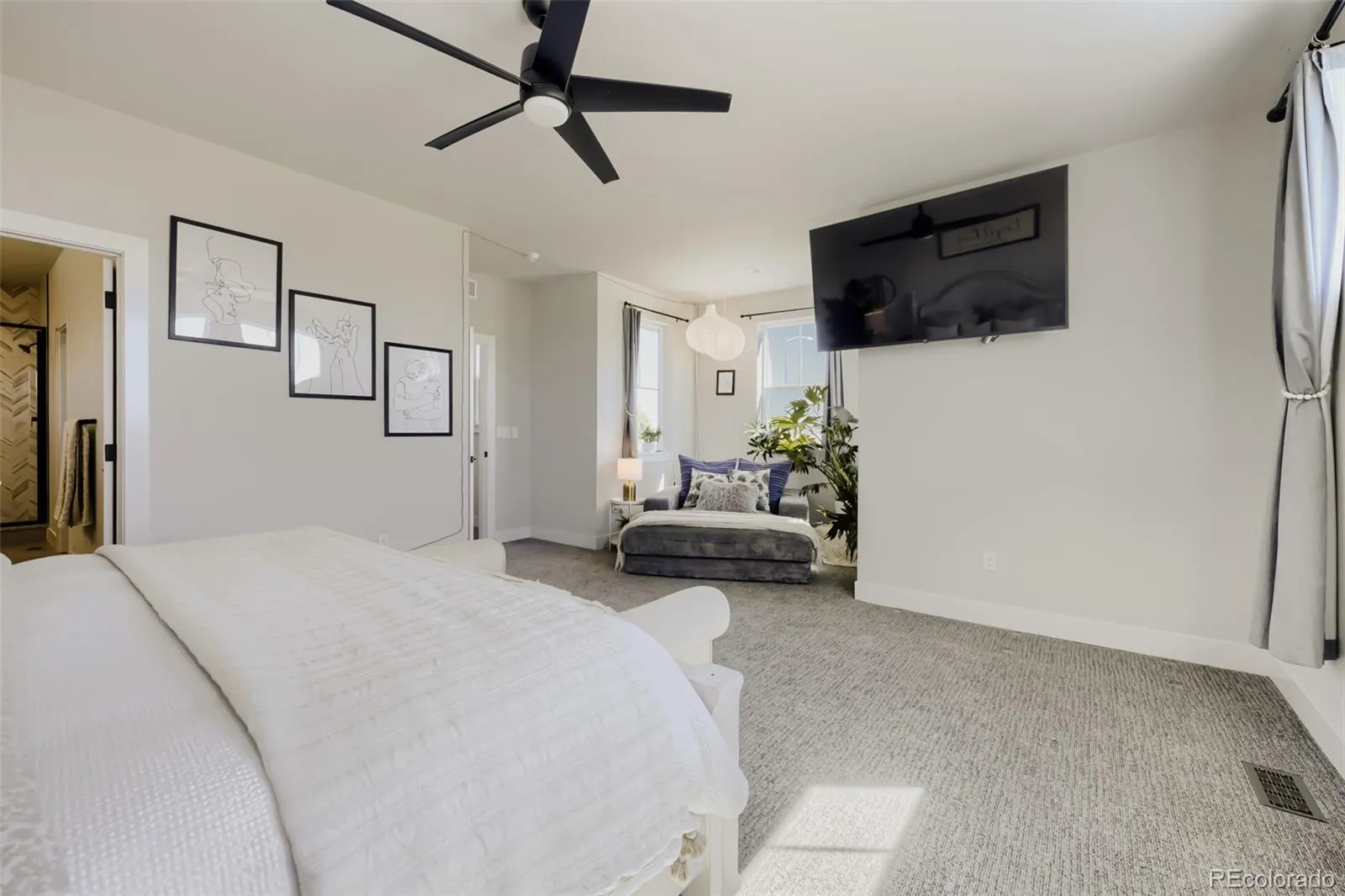 21681 E 60th Avenue Aurora CO 80019 MLS #REC9669777 05212026185836 1600 4