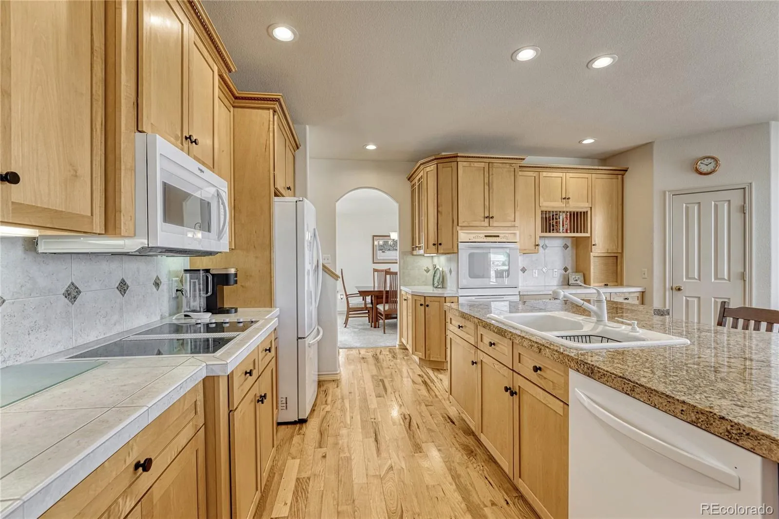 7493 Nuthatch Circle Parker CO 80134 MLS #REC9670646 04152026194057 1600 12