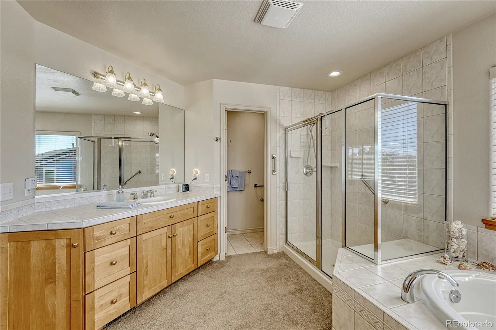 7493 Nuthatch Circle Parker CO 80134 MLS #REC9670646 04152026194057 1600 23