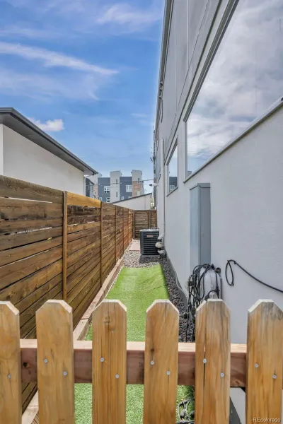 3227 W 20th Avenue Denver CO 80211 MLS #REC9670948 05182026192915 800 11