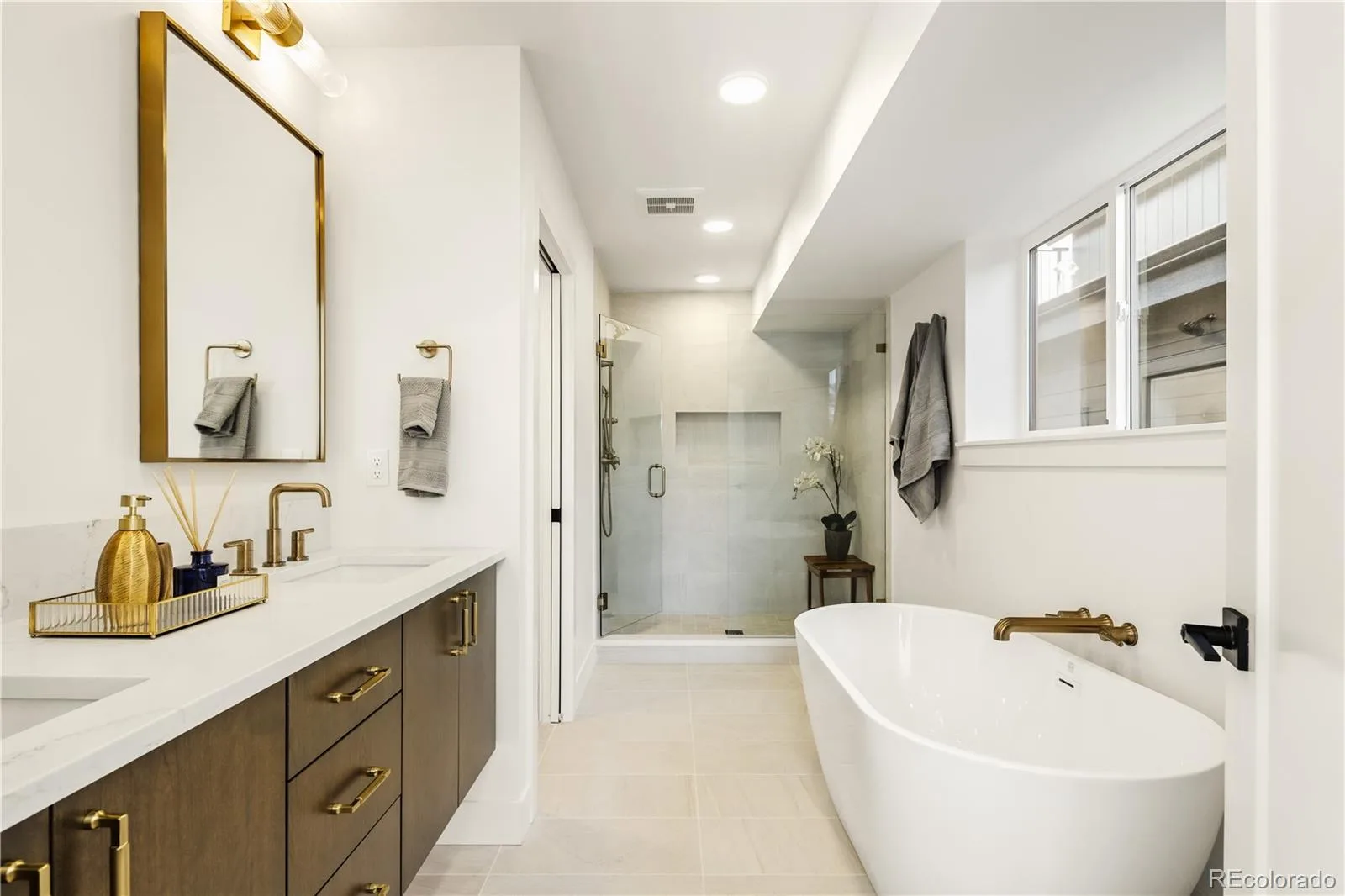 1619 Yates Street Denver CO 80204 | MLS #REC9671339 08232026042056 1600 4