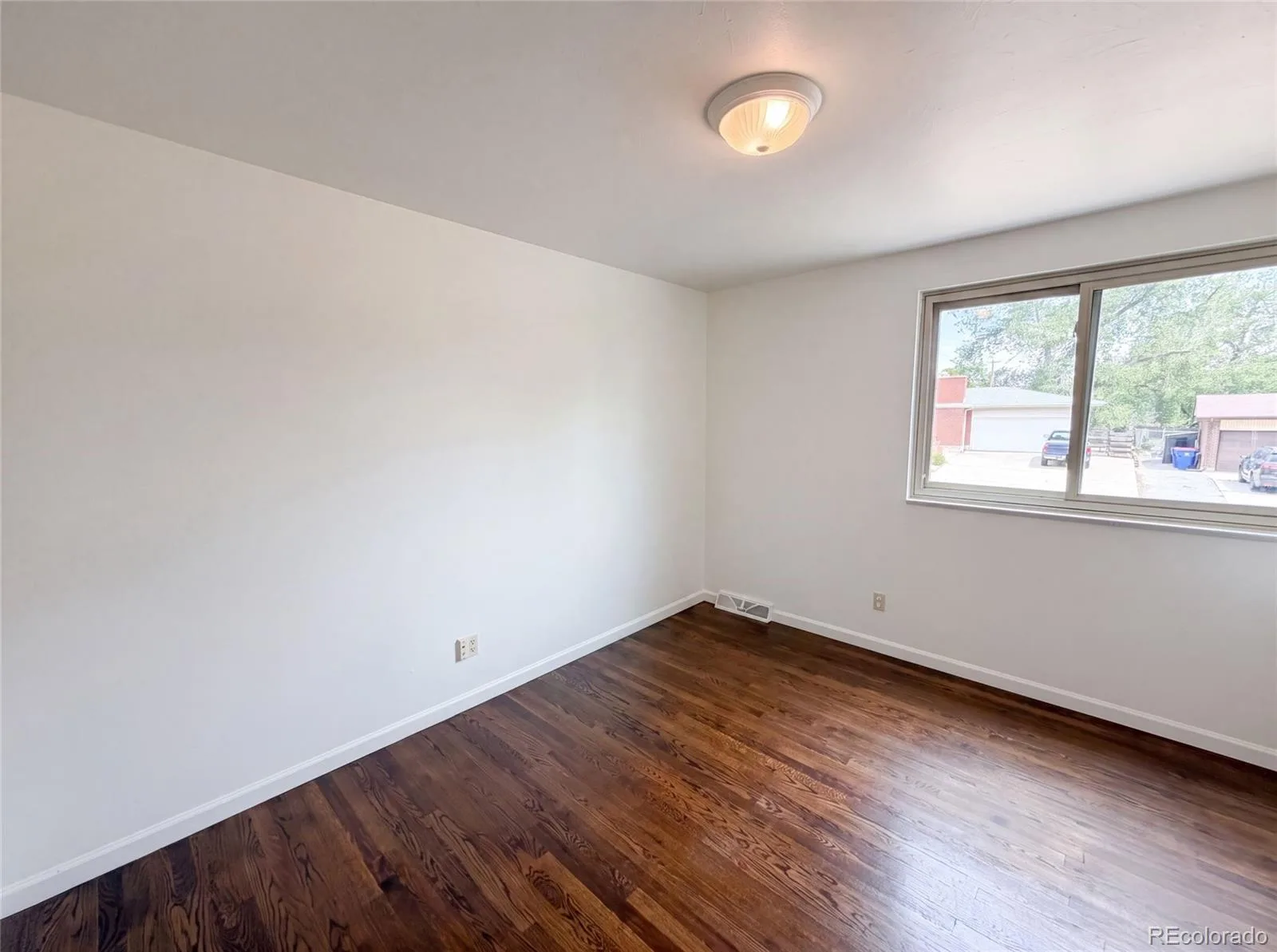 885 W 7th Avenue Drive Broomfield CO 80020 | MLS #REC9674989 07242026213802 1600 14