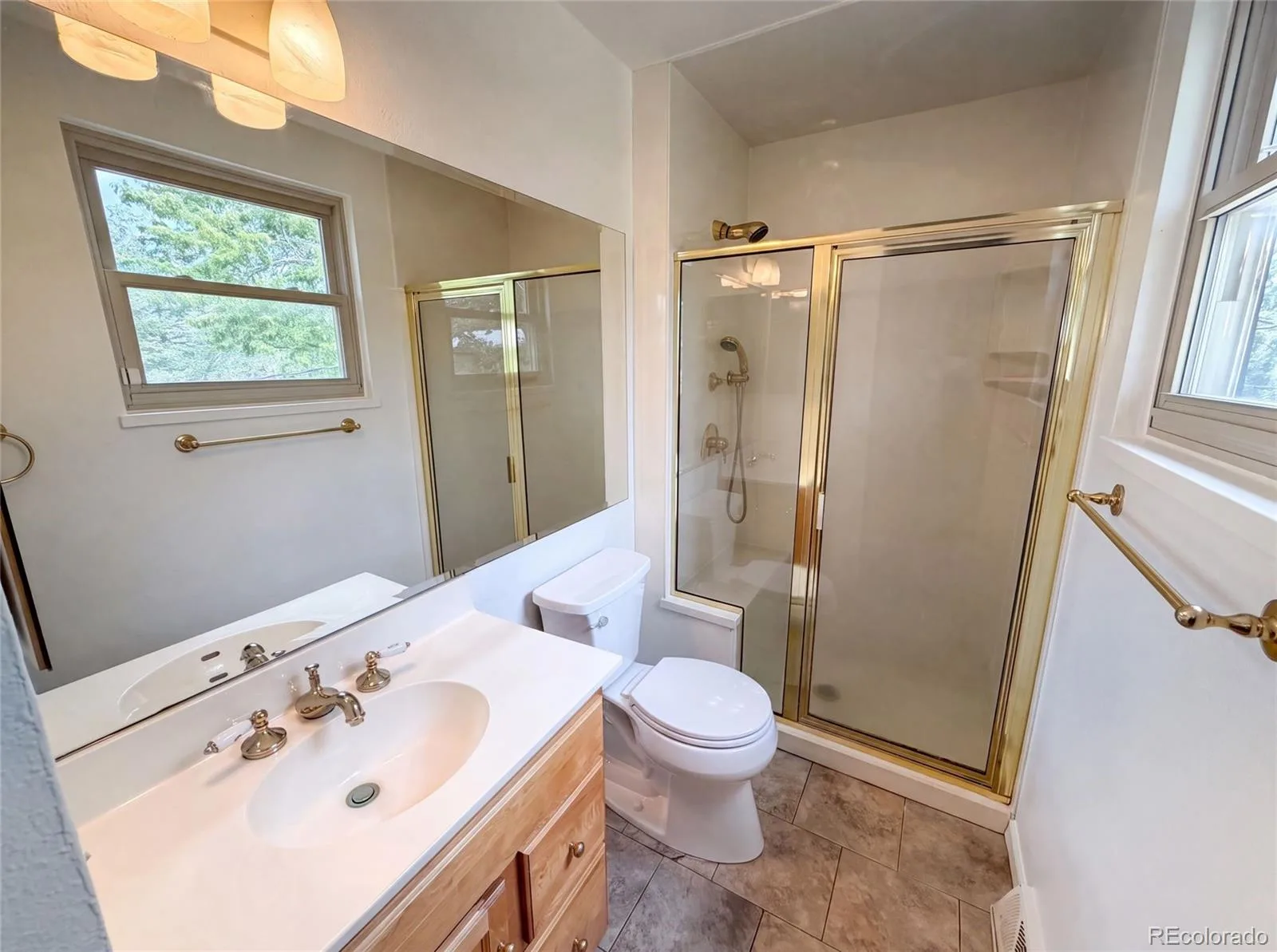 885 W 7th Avenue Drive Broomfield CO 80020 | MLS #REC9674989 07242026213802 1600 19