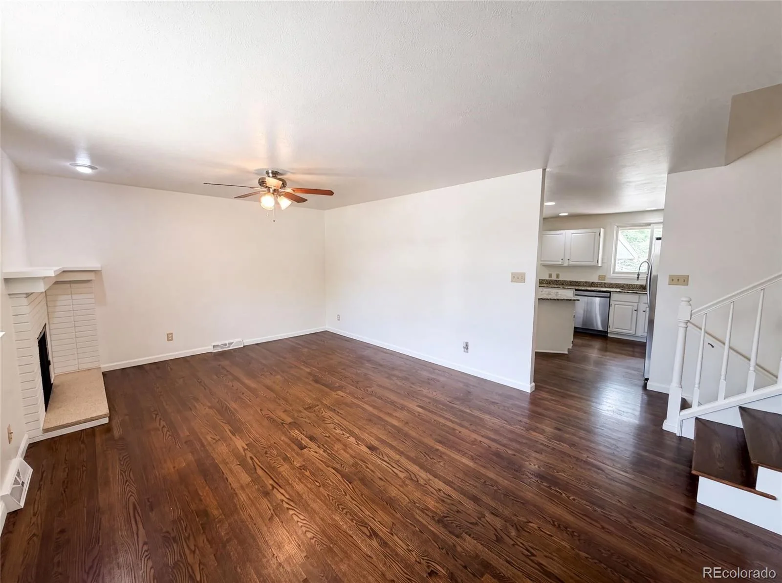 885 W 7th Avenue Drive Broomfield CO 80020 | MLS #REC9674989 07242026213802 1600 7