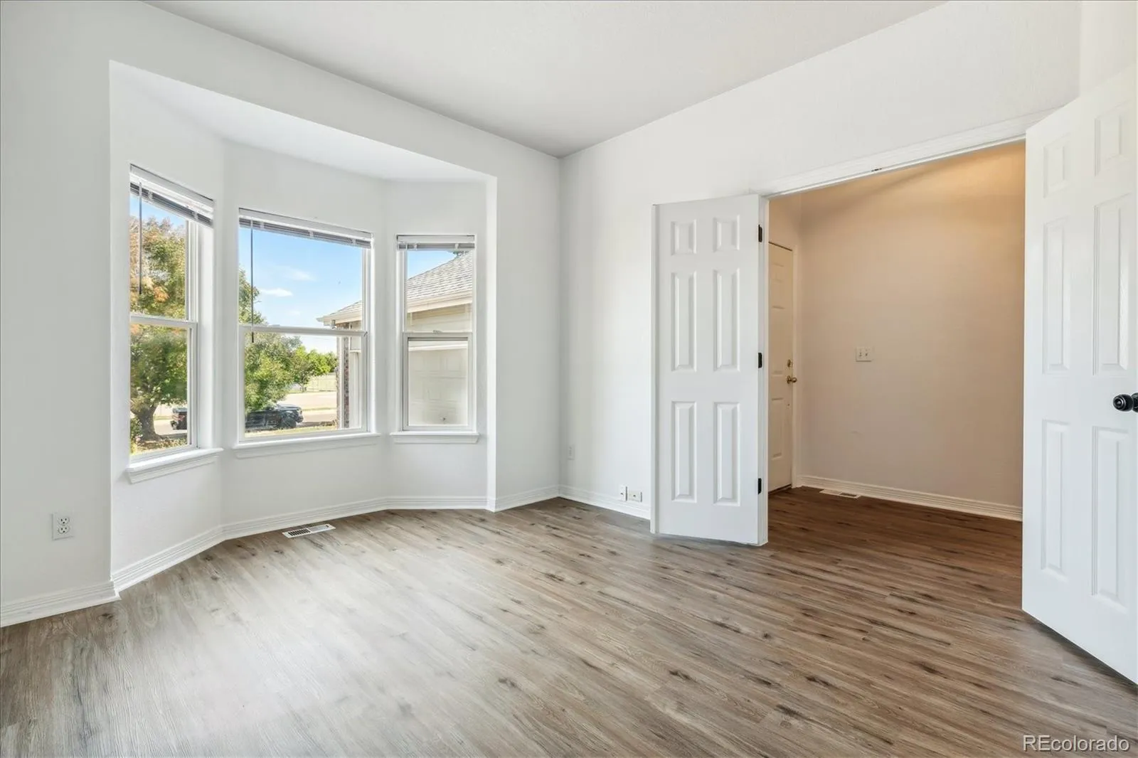 04092026163352 1600 15