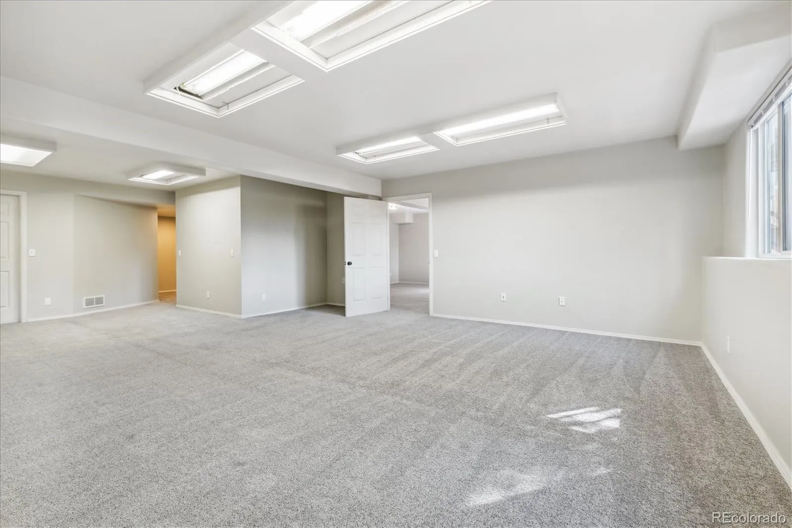 04092026163352 1600 19