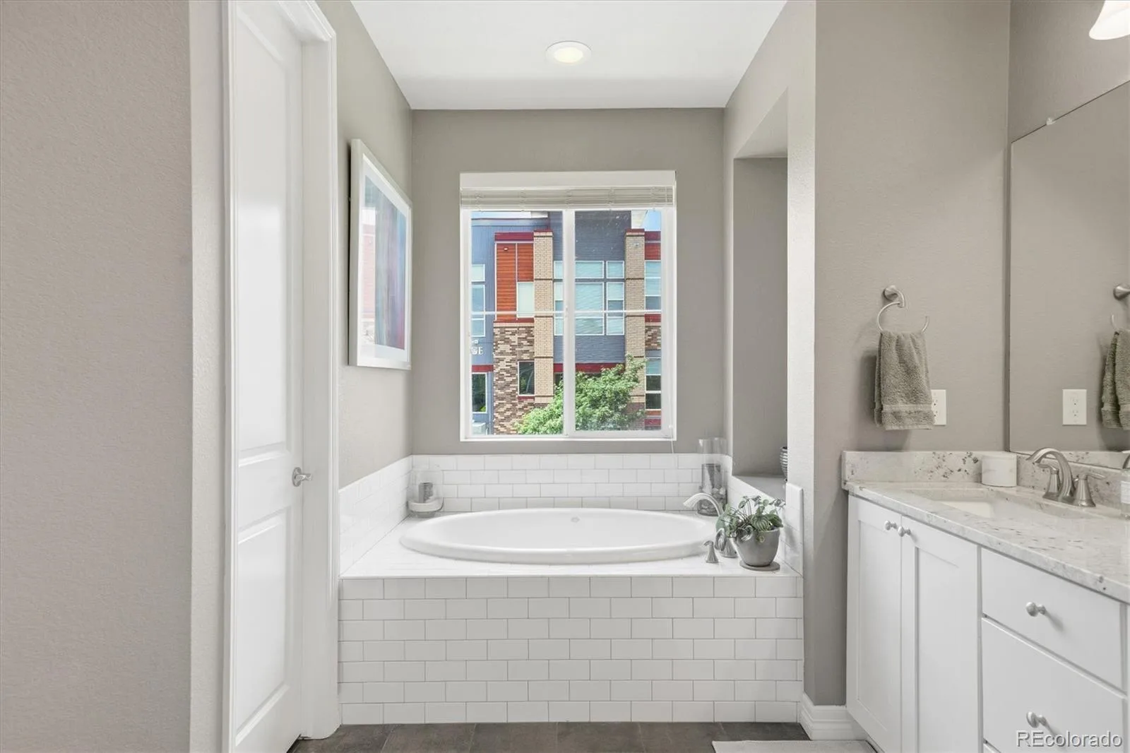 7486 S Logan Street Littleton CO 80122 | MLS #REC9676196 08262026162530 1600 28