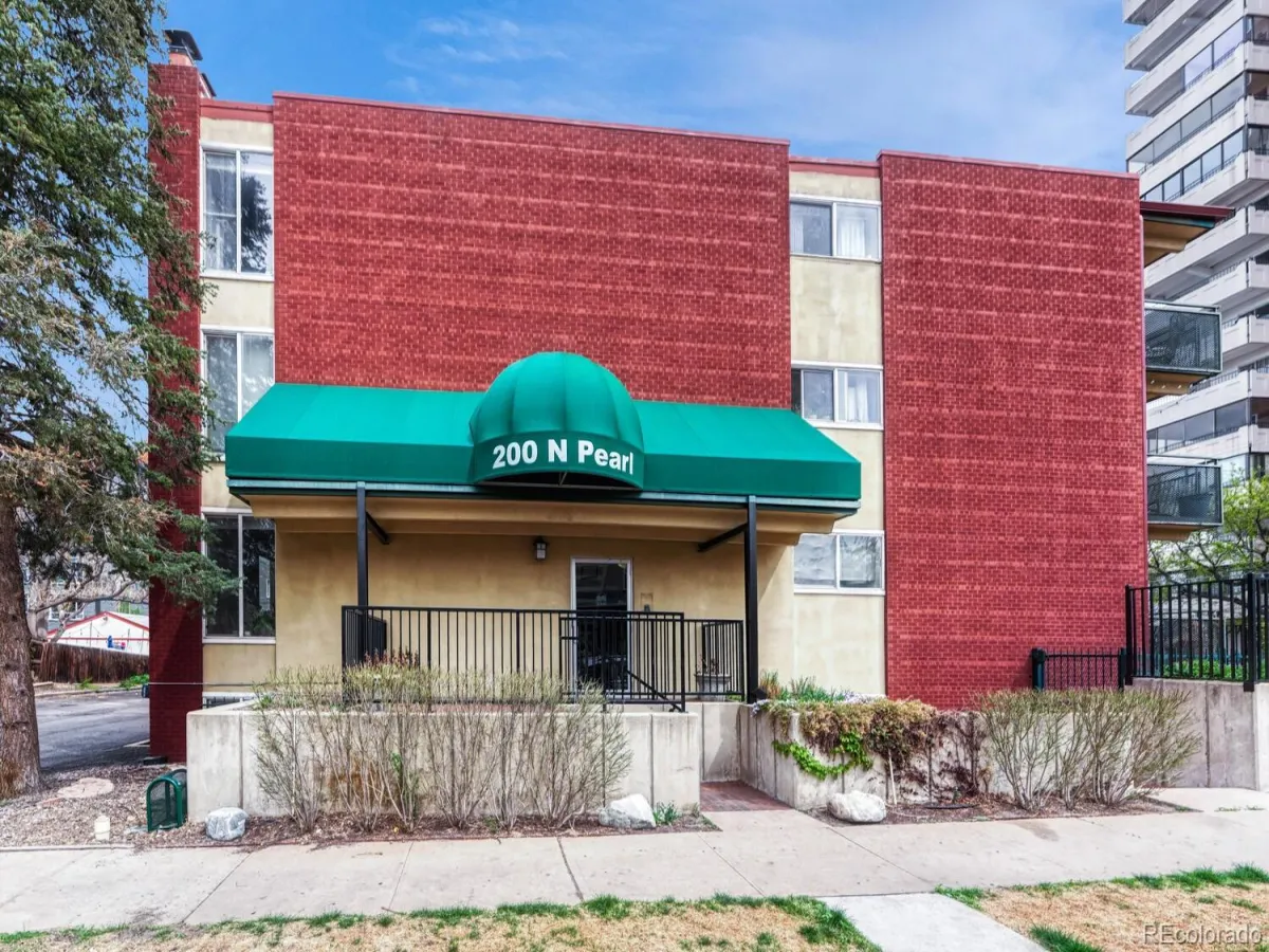 200 N Pearl Street #205 Denver CO 80203 MLS #REC9676328 04132026215015 1200 0