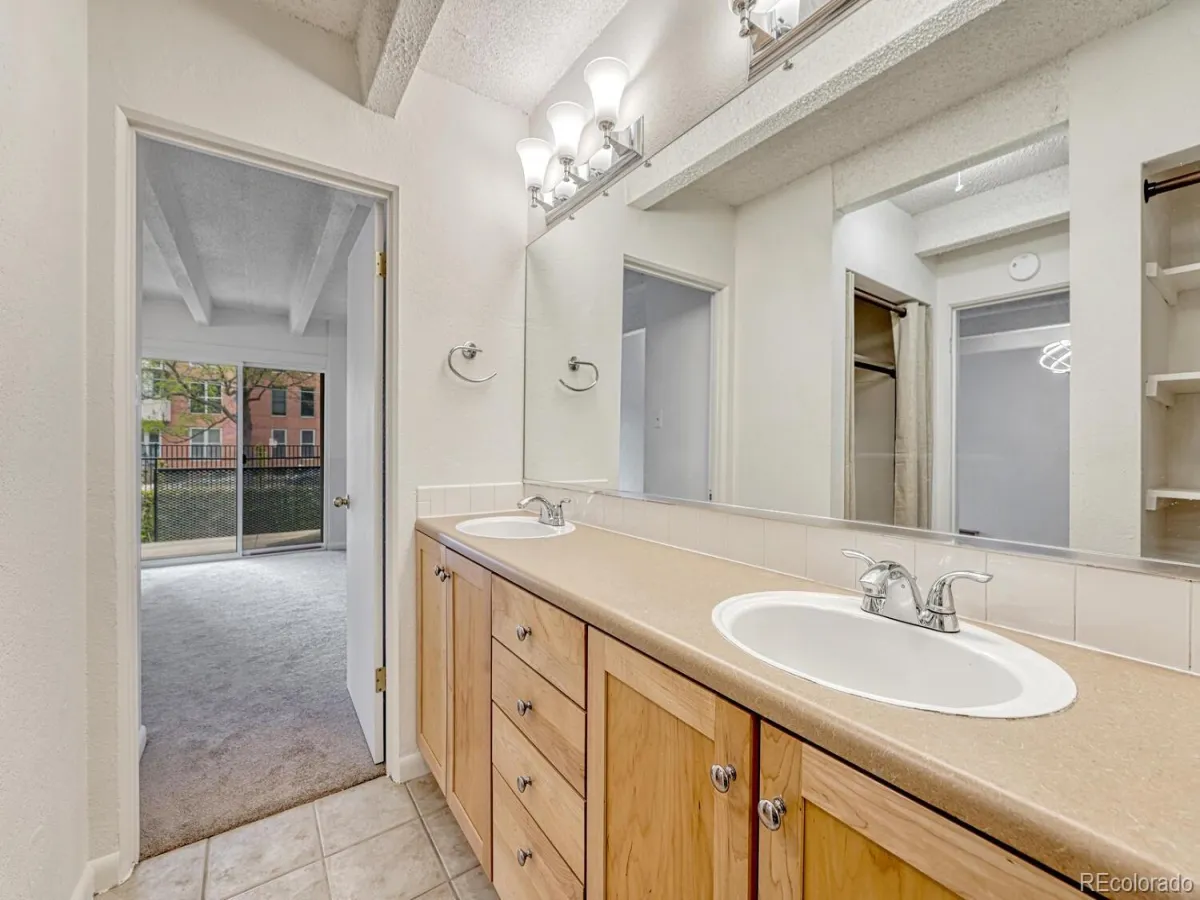 200 N Pearl Street #205 Denver CO 80203 MLS #REC9676328 04132026215015 1200 21