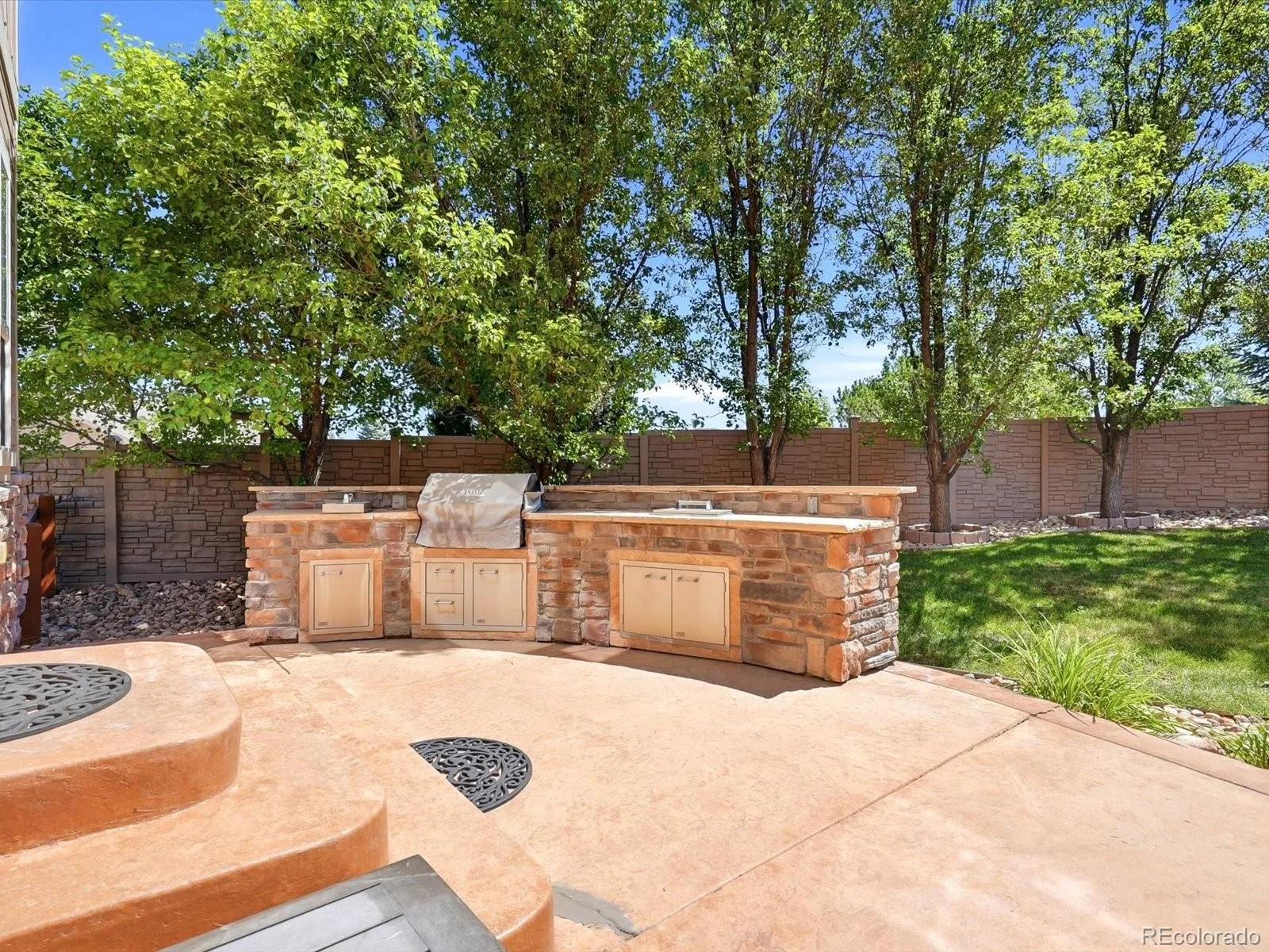 14802 Snowcrest Drive Broomfield CO 80023 | MLS #REC9677231 07232026032345 1600 10