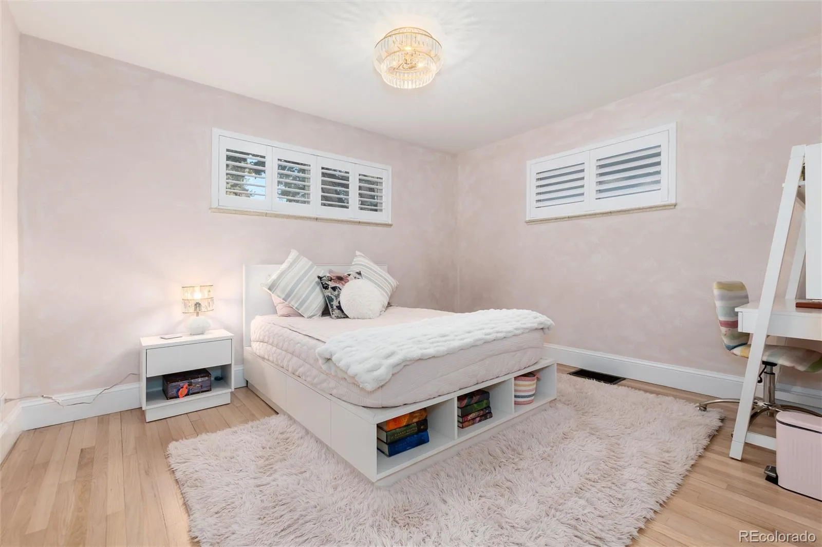 215 Ivanhoe Street Denver CO 80220 | MLS #REC9679786 09222026174306 1600 27
