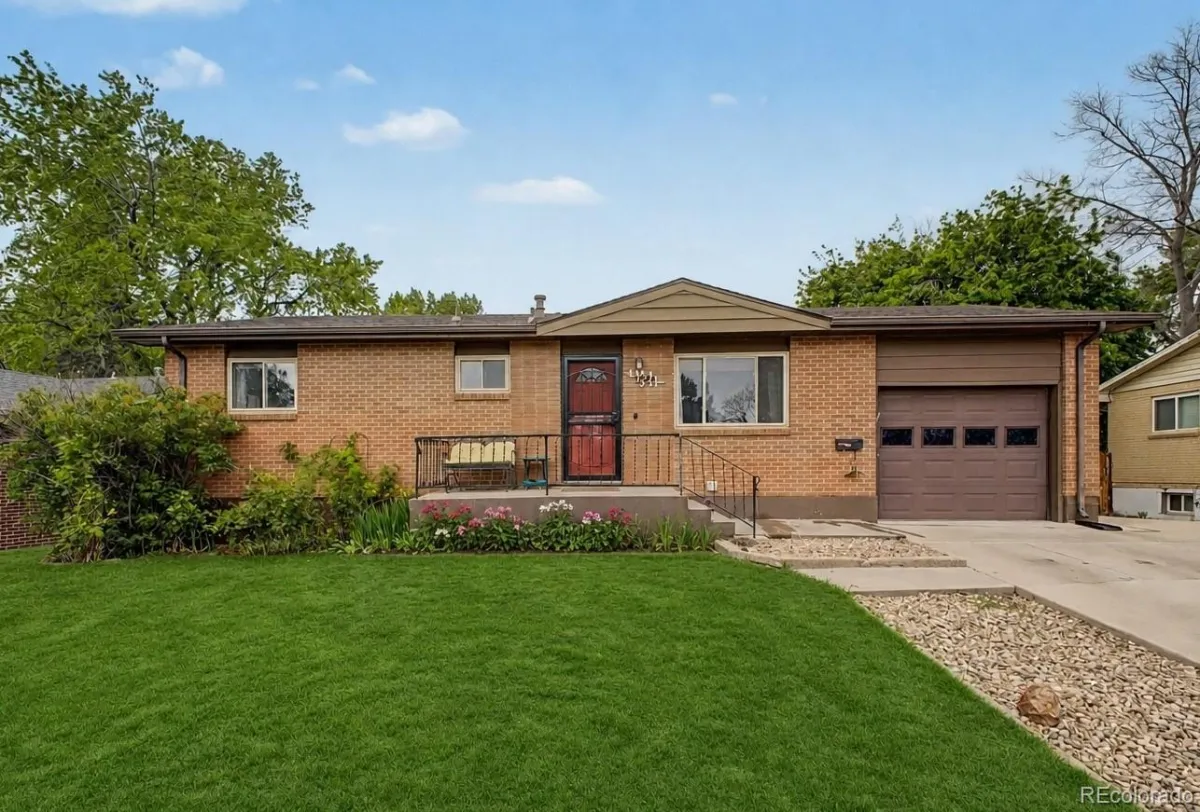 1521 Lamplighter Drive Longmont CO 80501 MLS #REC9685507 05052026225047 1200 0